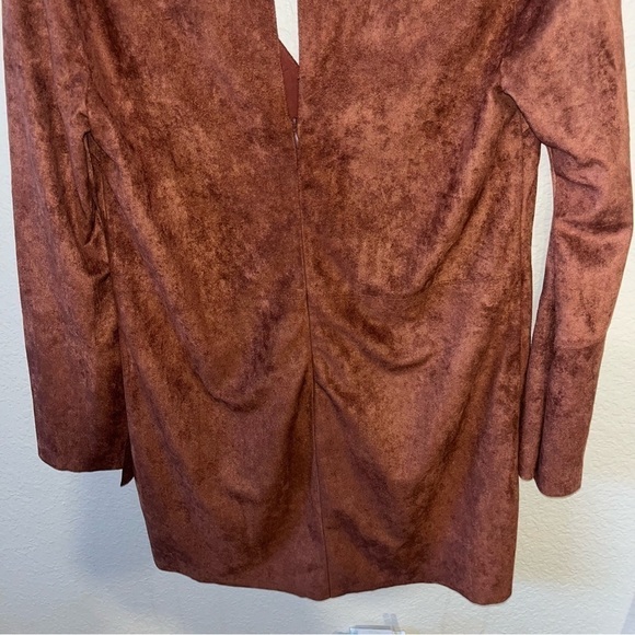 ASTR the Label Faux Suede Shift Mini Dress With Slit Sleeves Size Small - Picture 2 of 9